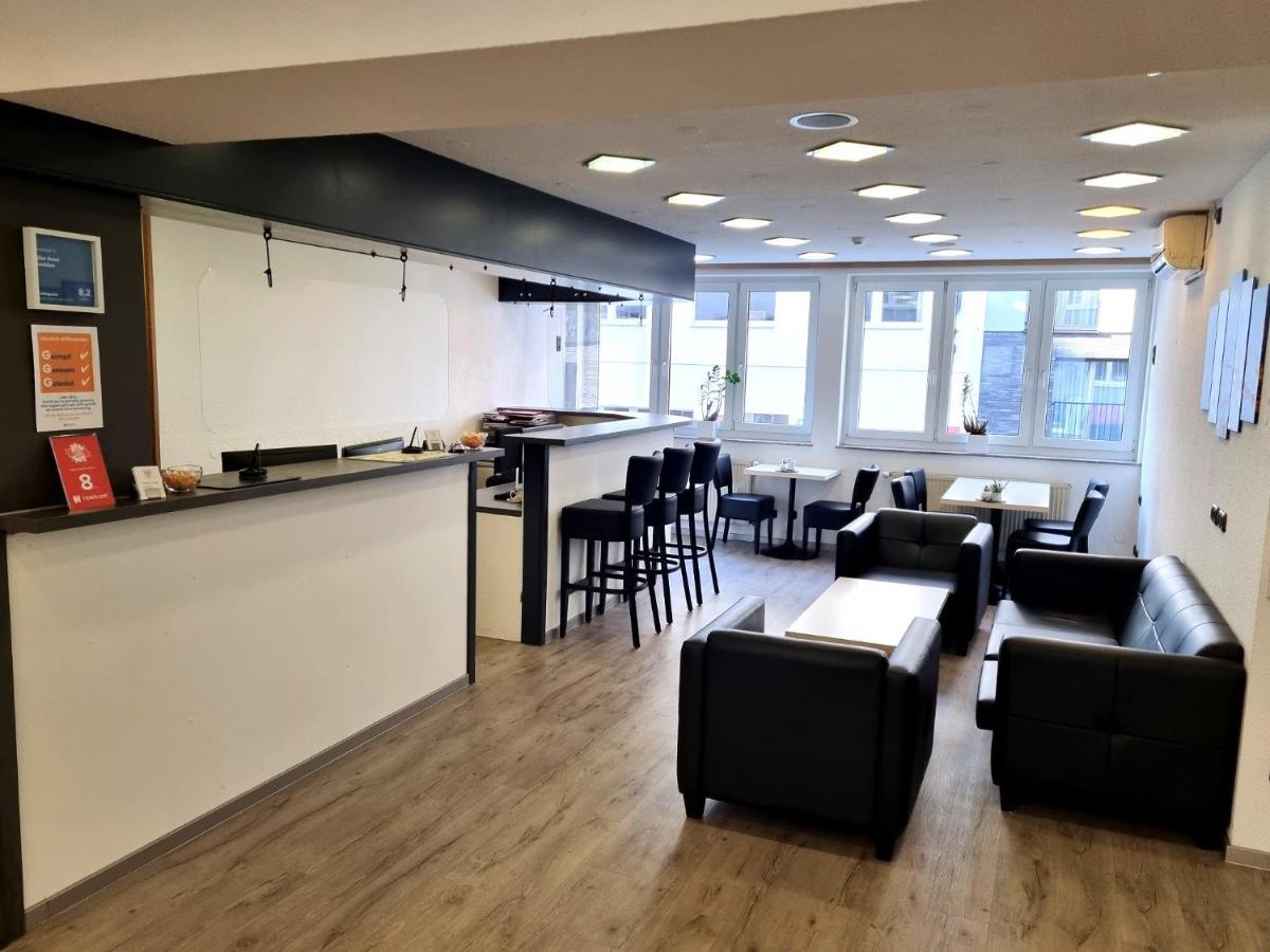 Adler Hotel Frankfurt Франкфурт на Майн Екстериор снимка